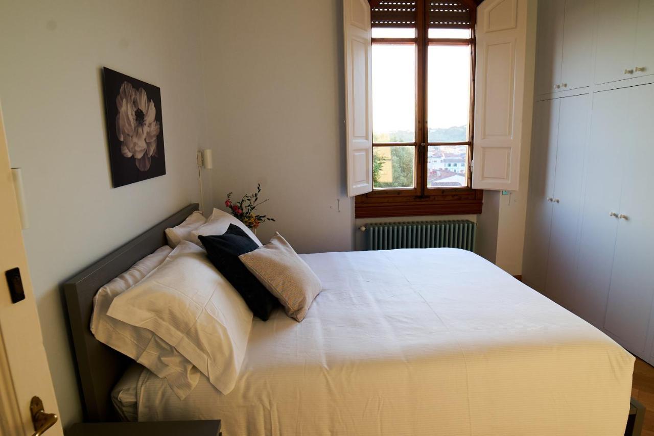 Chic Apt In Villa - Dolcevita Holiday Florence Extérieur photo