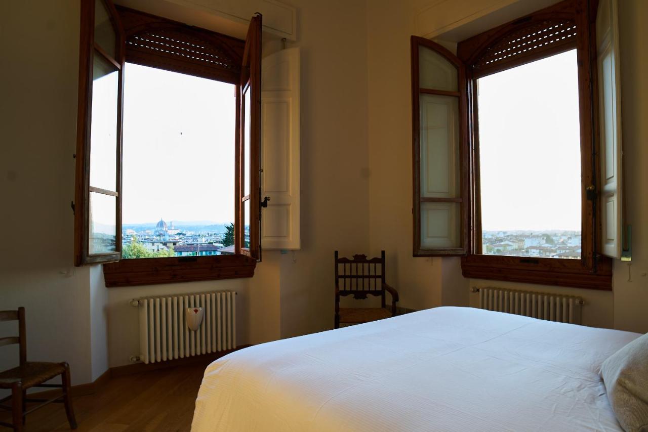 Chic Apt In Villa - Dolcevita Holiday Florence Extérieur photo