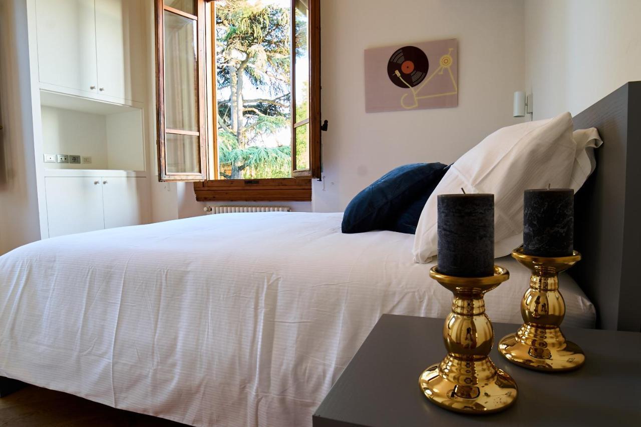 Chic Apt In Villa - Dolcevita Holiday Florence Extérieur photo