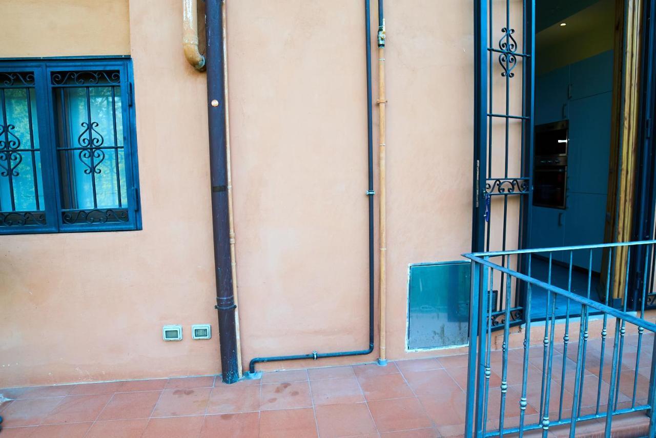 Chic Apt In Villa - Dolcevita Holiday Florence Extérieur photo