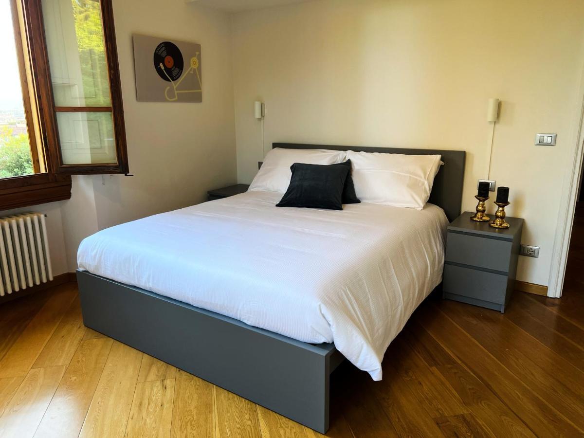 Chic Apt In Villa - Dolcevita Holiday Florence Extérieur photo