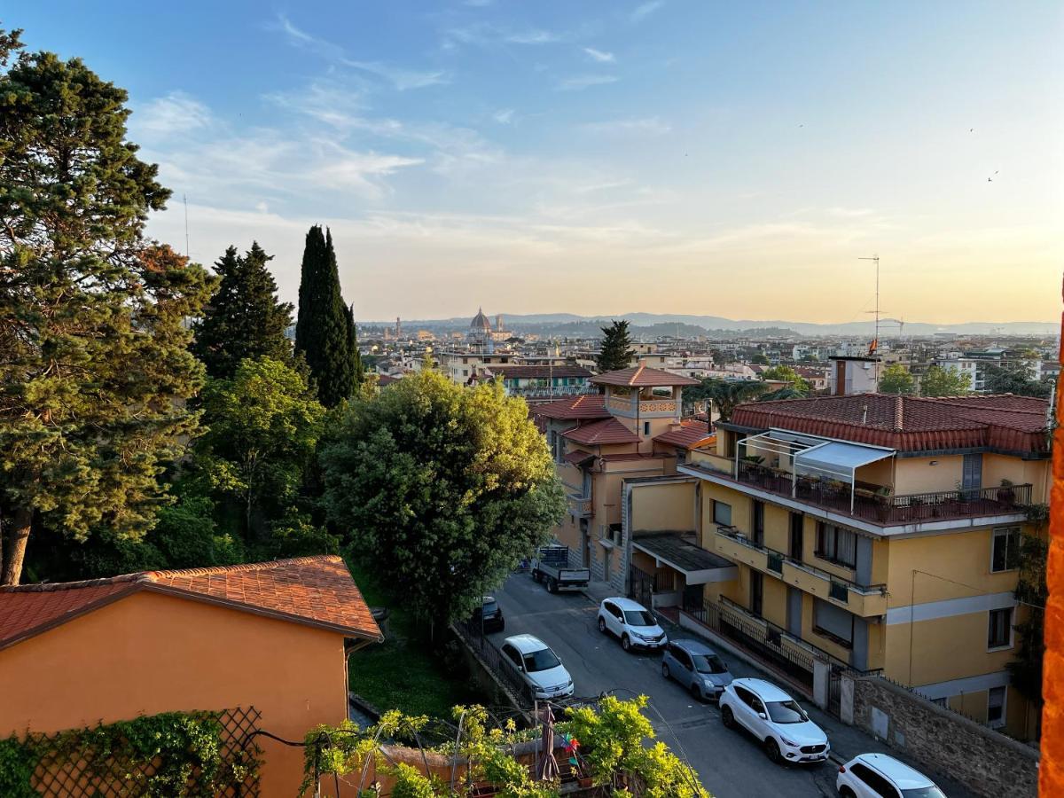 Chic Apt In Villa - Dolcevita Holiday Florence Extérieur photo